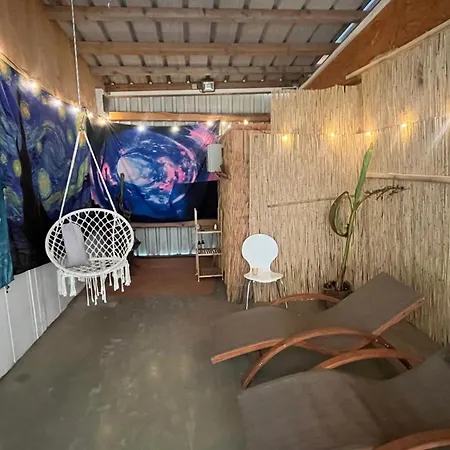 Glampingzelt Mit Romantischem Himmelbett Im Grünen Luxuszelt Forchtenberg